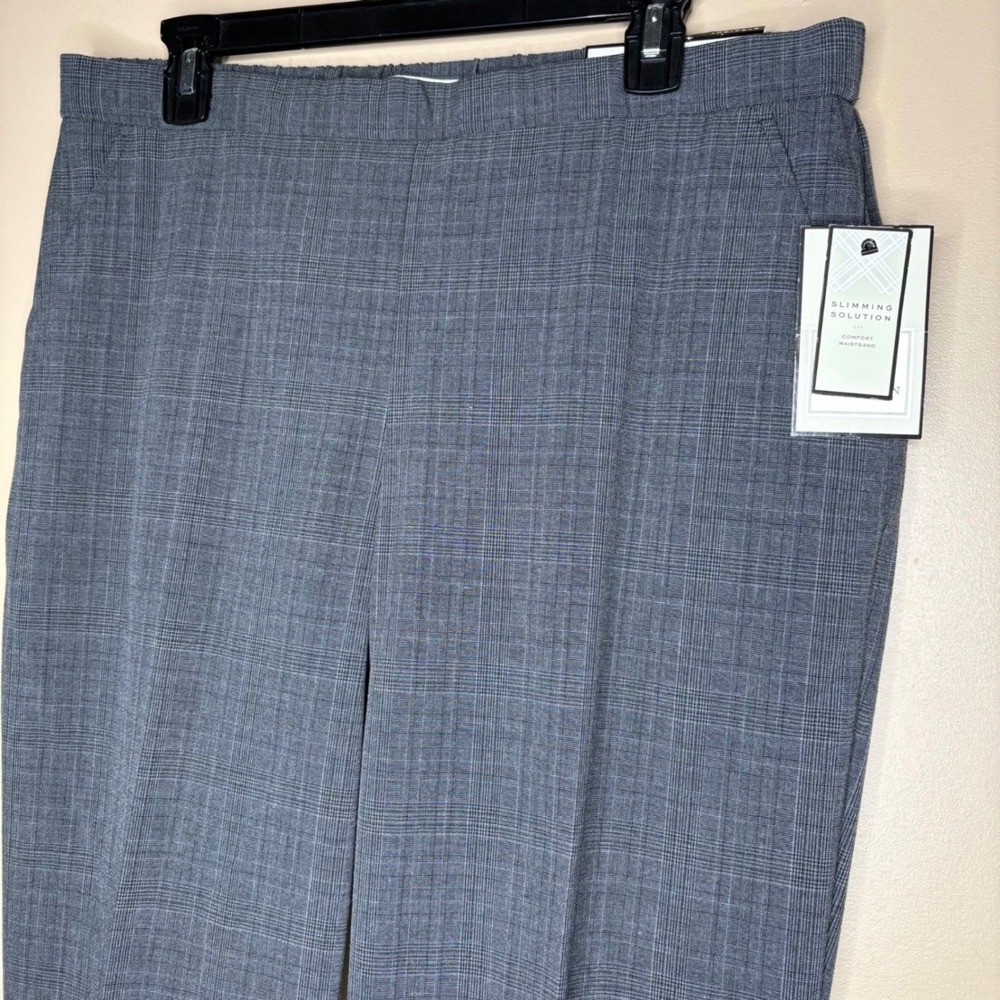 Dana Buchman Slimming Solution Gray Plaid Straight Leg Pants Size 14 NWT Career